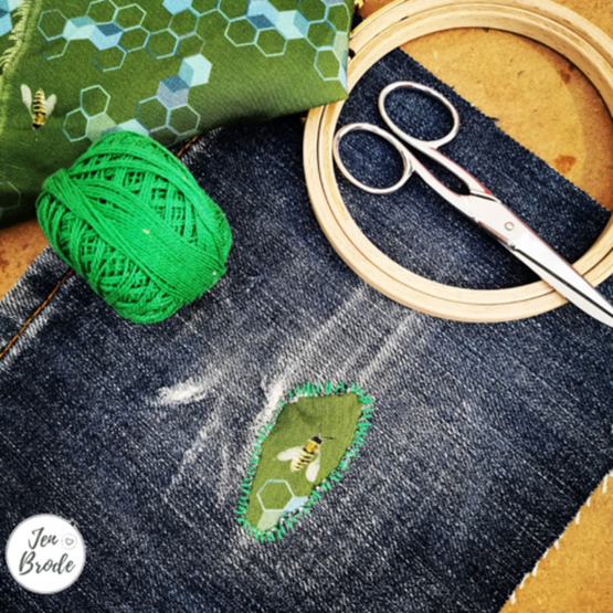 Oeillet au point de feston