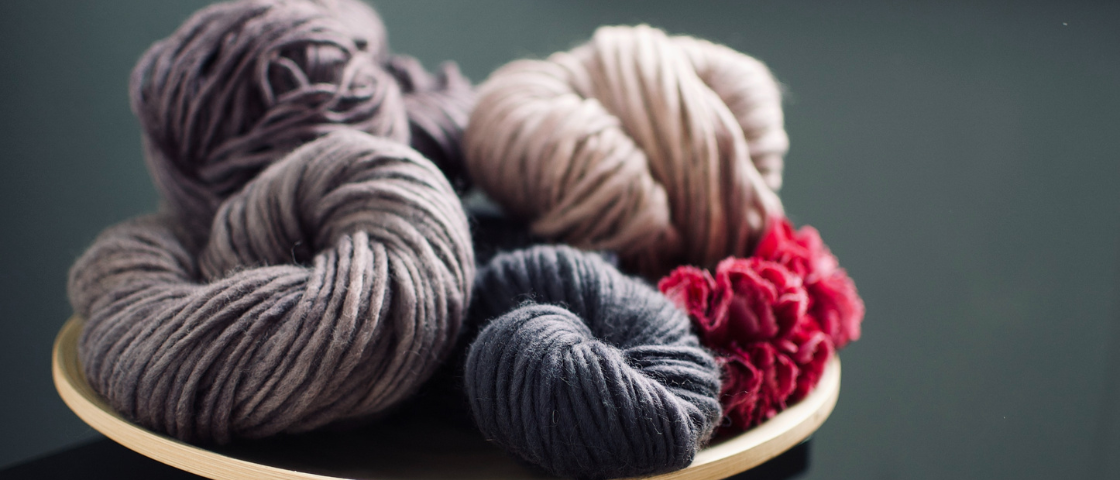 Pelotes de laine de couleurs