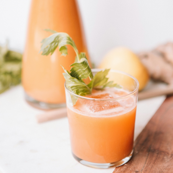 Cocktail pour un teint éclatant et un bronzage optimal