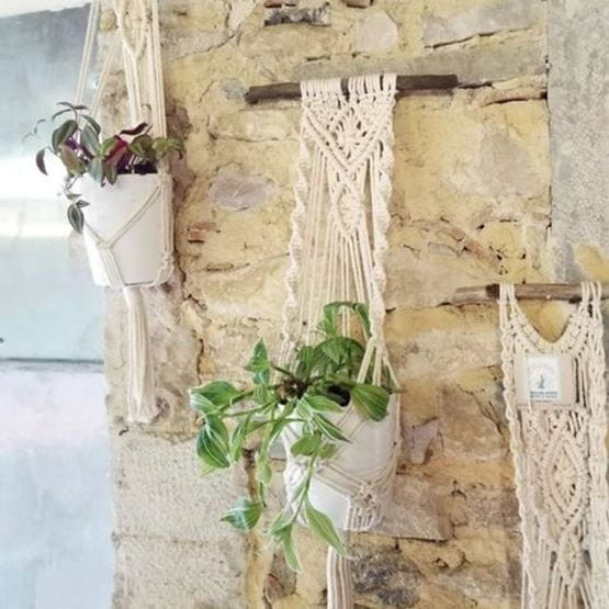 Suspension pot de fleurs en macramé