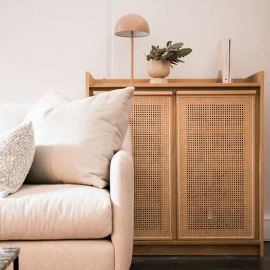 Meuble upcyclé en bois décoration minimaliste ton neutre